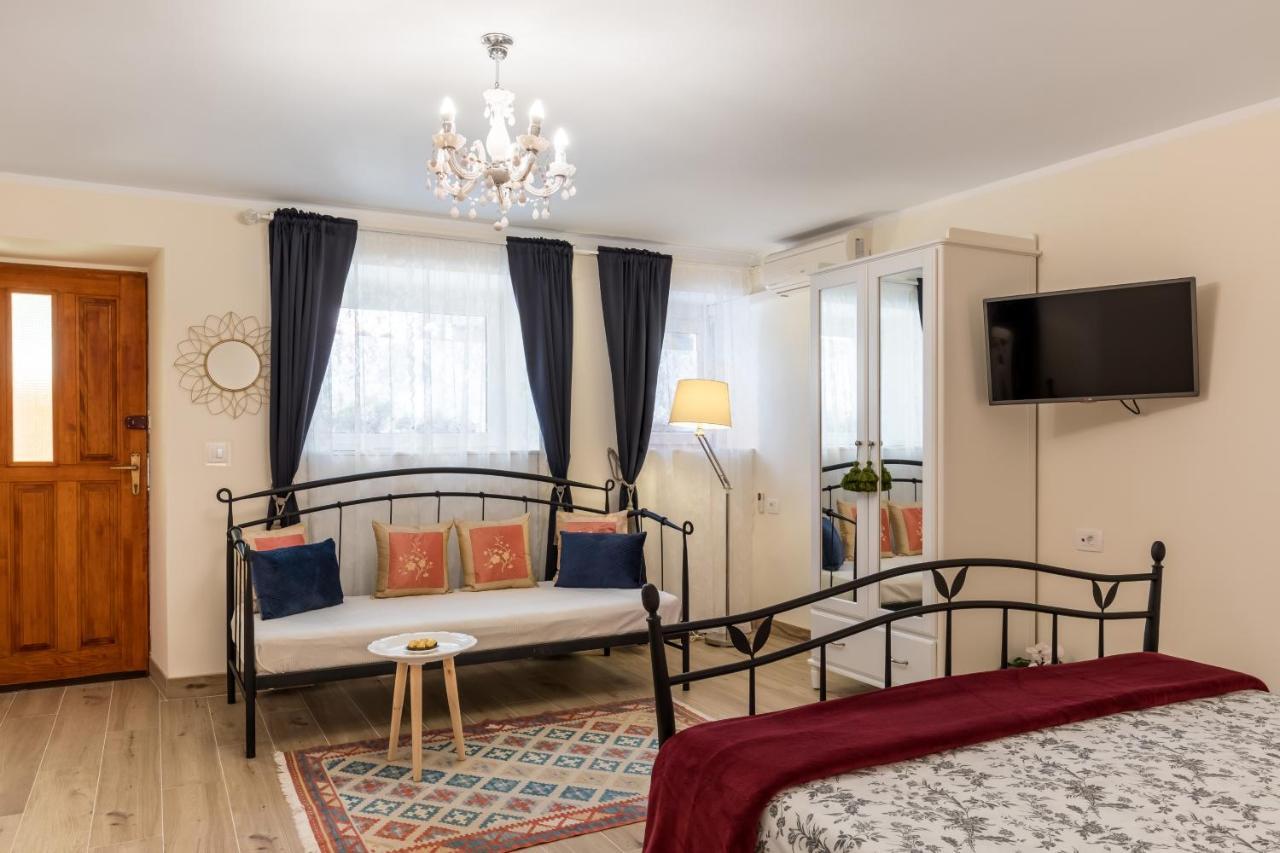 Old Town Boutique Apartments Split Bagian luar foto